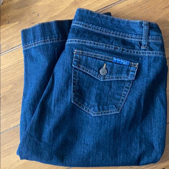 Bandolino blu shorts